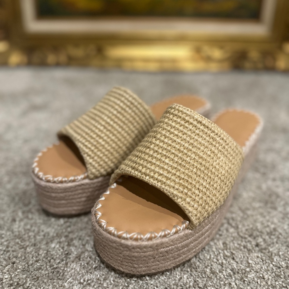 Women's Tan Woven Slide Sandals